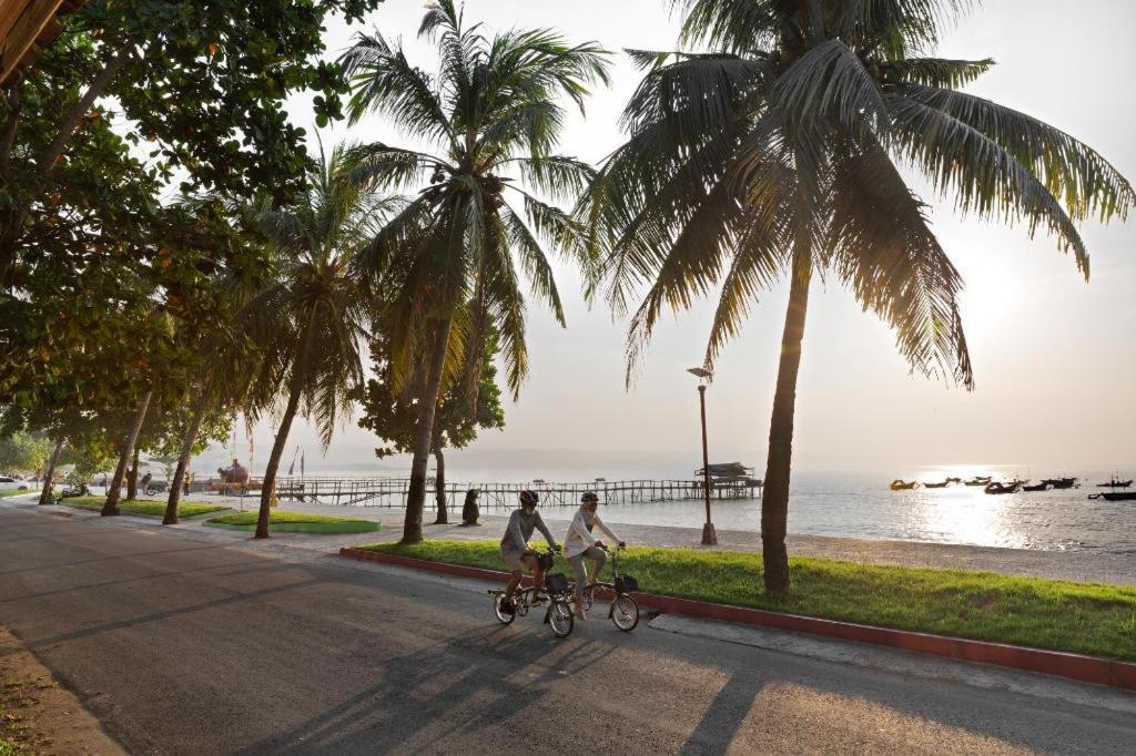 Sunrise Beach Hotel Pangandaran Ngoại thất bức ảnh